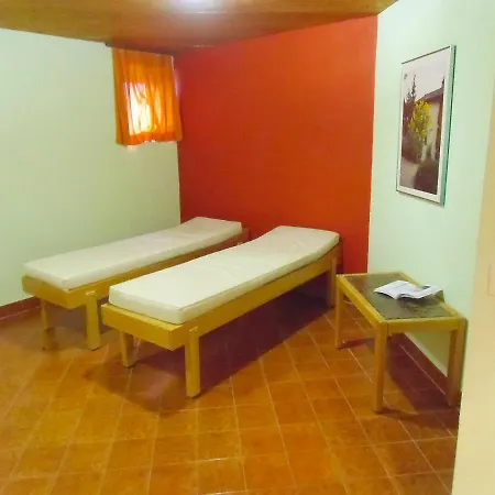 Girun By Interhome * 弗利姆斯